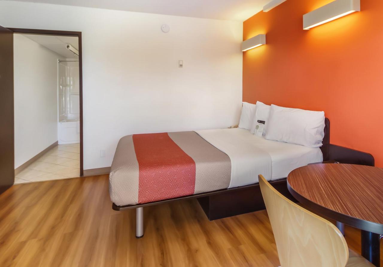 Motel 6-Lethbridge, Ab Kültér fotó