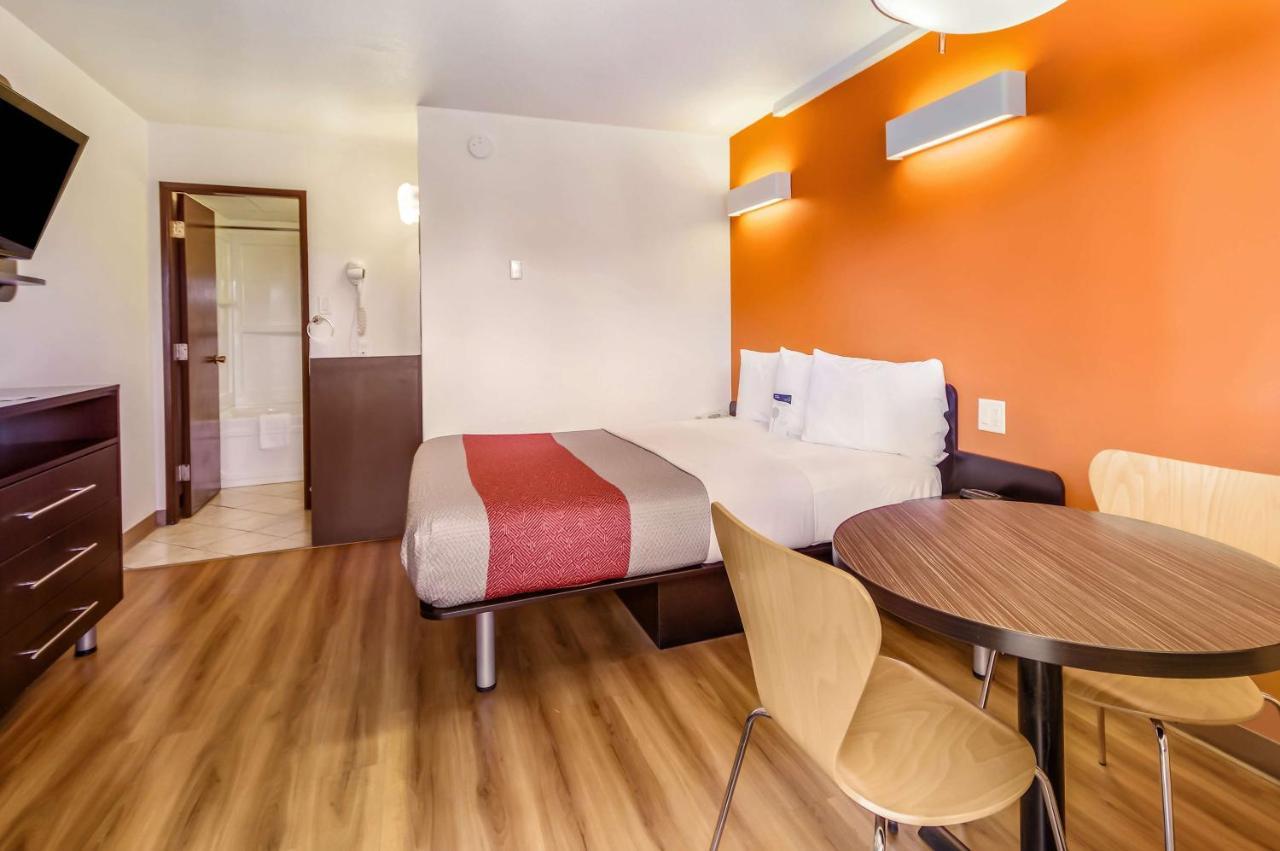 Motel 6-Lethbridge, Ab Kültér fotó