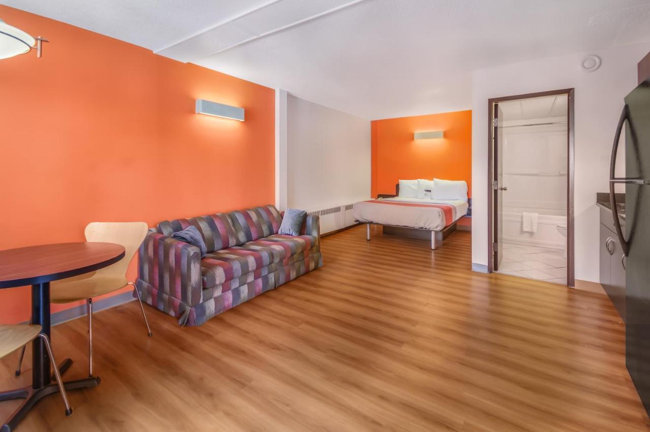 Motel 6-Lethbridge, Ab Kültér fotó