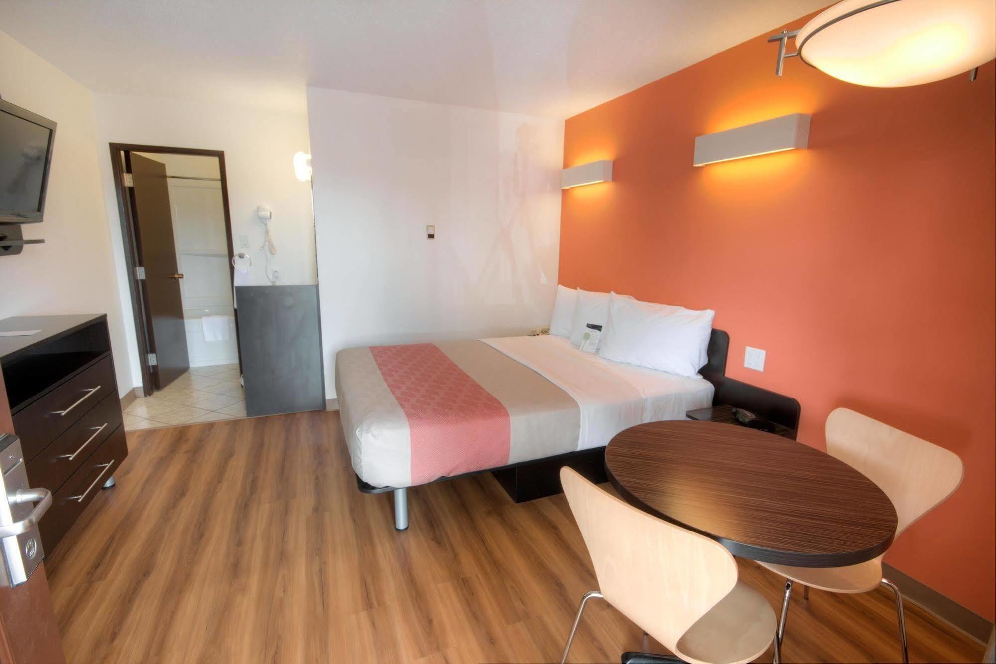 Motel 6-Lethbridge, Ab Kültér fotó